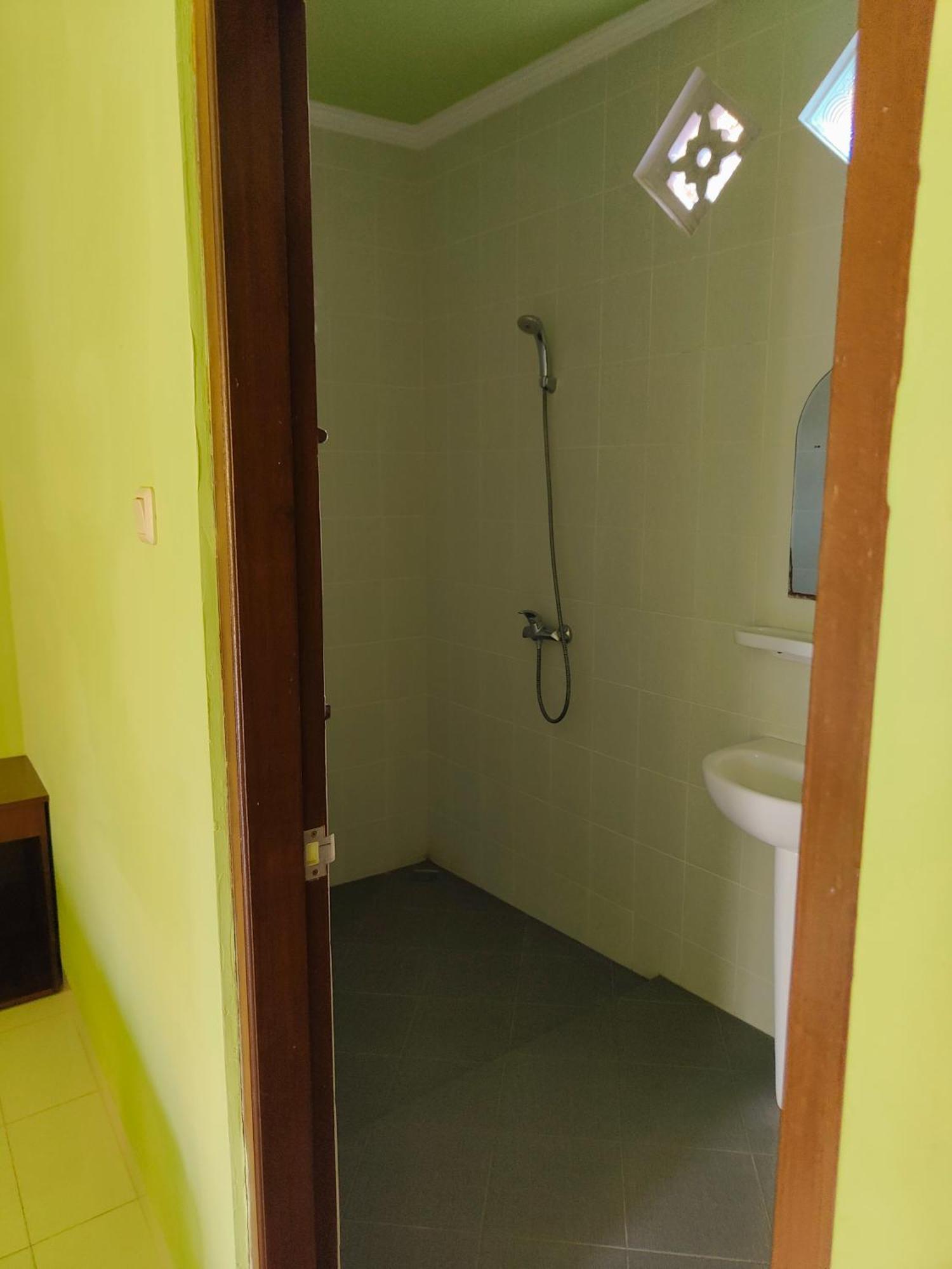 Berlian Inn Kuta Beach エクステリア 写真